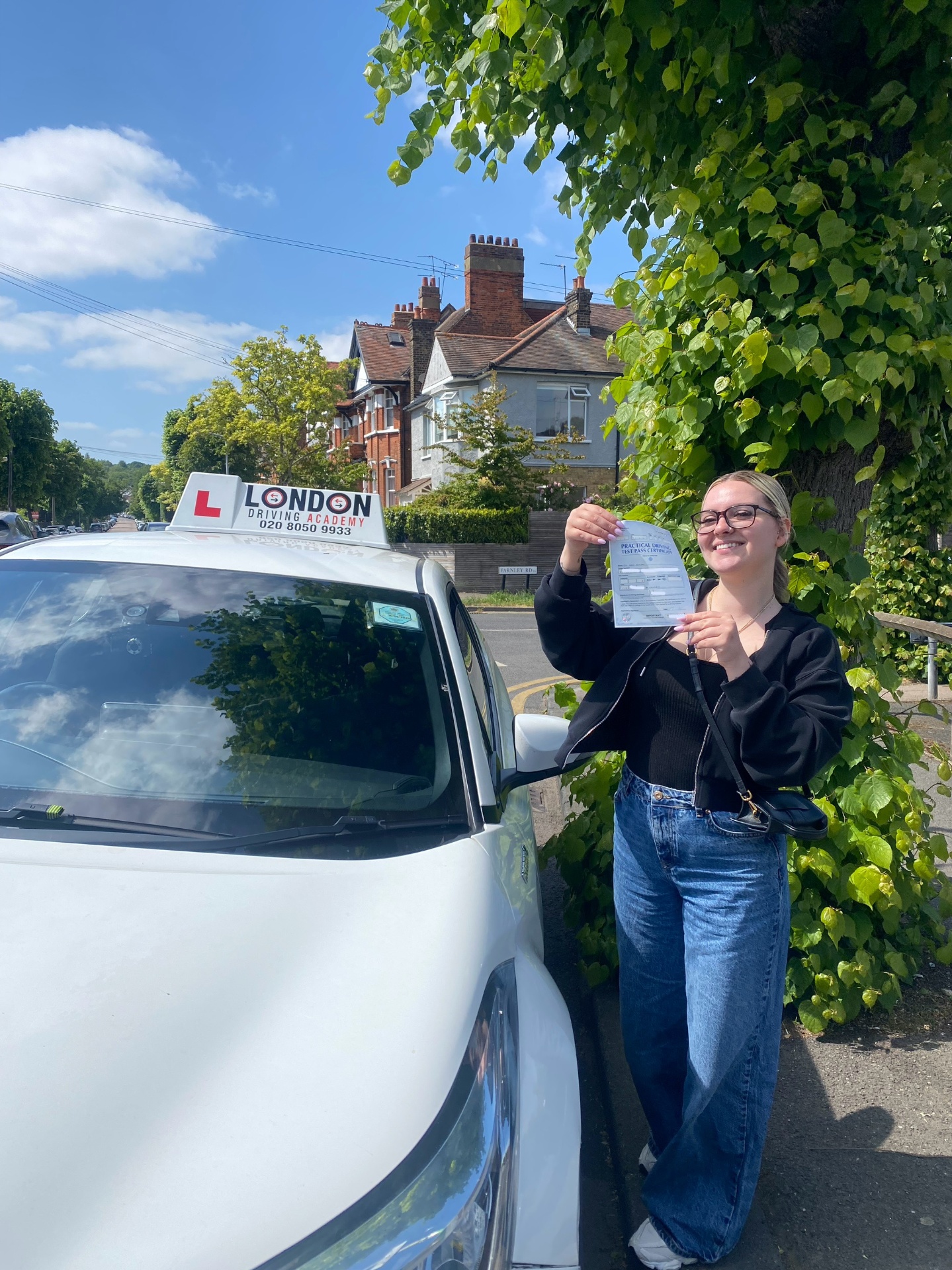 Driving Instructor Accepting New Students in Barking